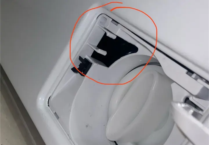 Beko: Jak prawidłowo wlać wodę do parownicy? Uniknij awarii!