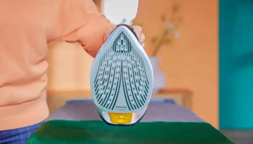 Parownica Philips brudzi? Odkamienianie krok po kroku i profilaktyka