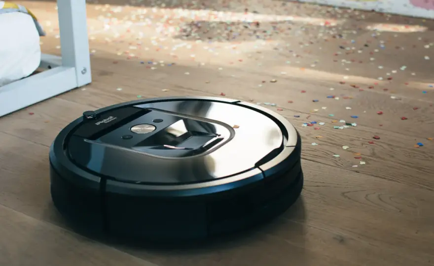 Roomba 980 vs 965: Dywany czy podłogi? Który robot dla Ciebie?