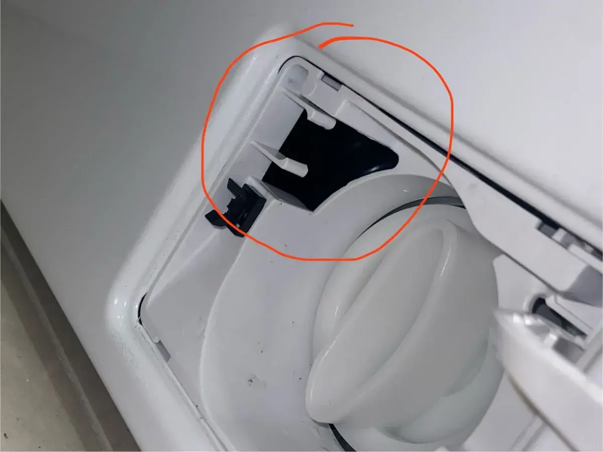 Beko: Jak prawidłowo wlać wodę do parownicy? Uniknij awarii!
